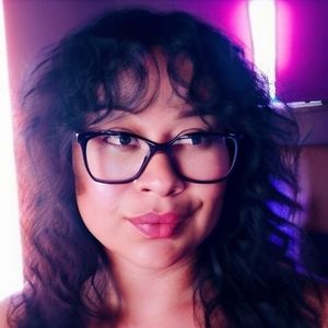 Meet your Posher, Cherry